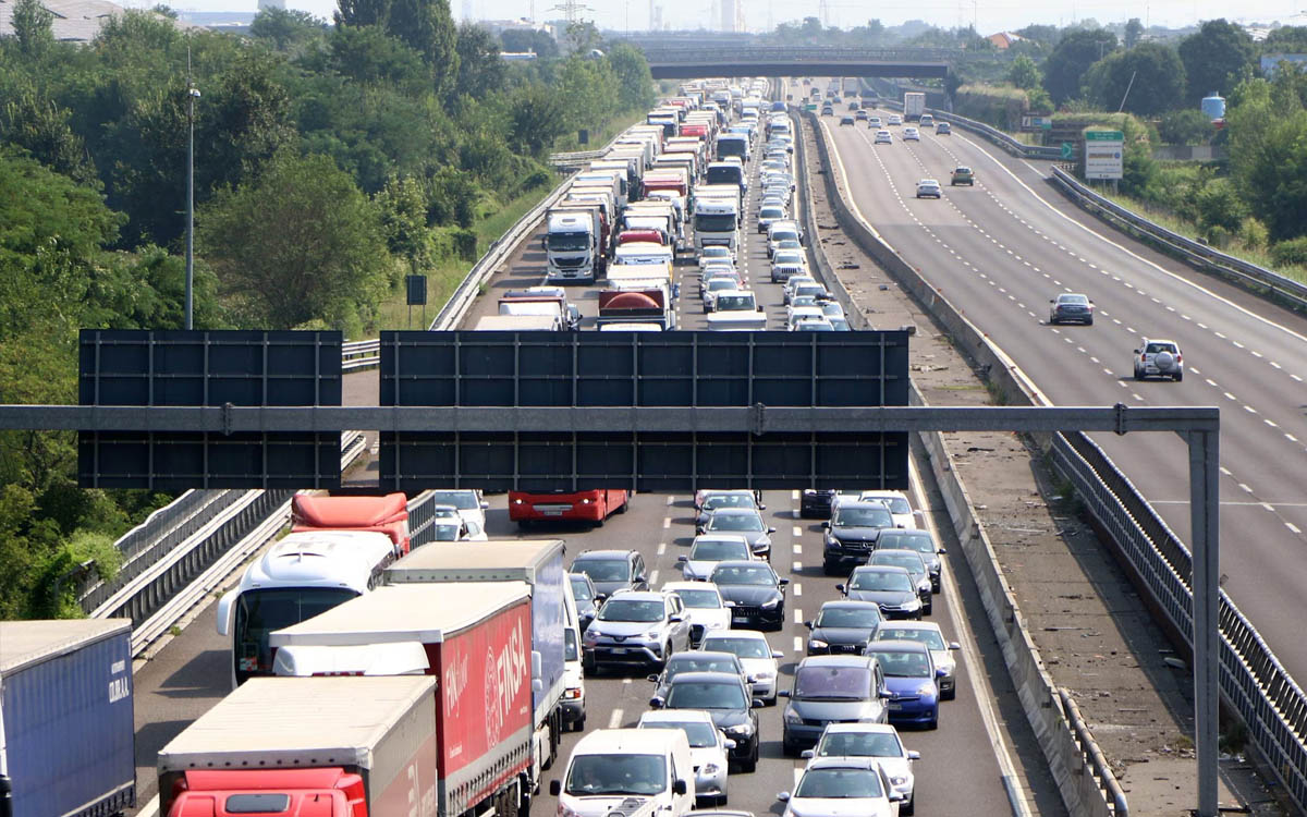 ITALIANI RESTATE IN ITALIA